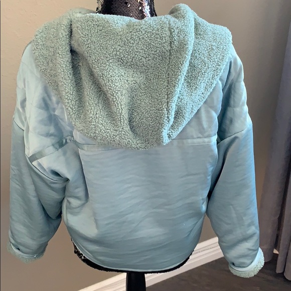 Gorgeous hooded pale blue jacket for fall. - Picture 3 of 3